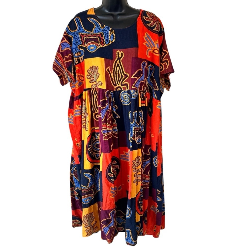 XiuErKongJian Oversized Colorful Tribal Dress